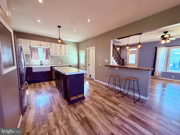 $229,900 | 805 East Grand Avenue, Tower City, PA 17980