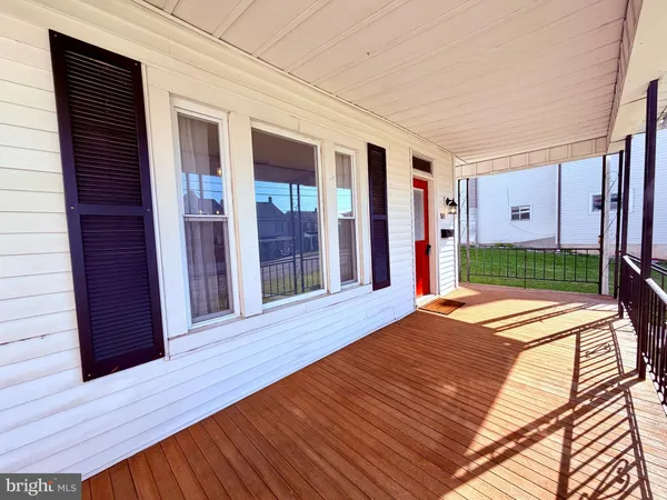 $229,900 | 805 East Grand Avenue, Tower City, PA 17980