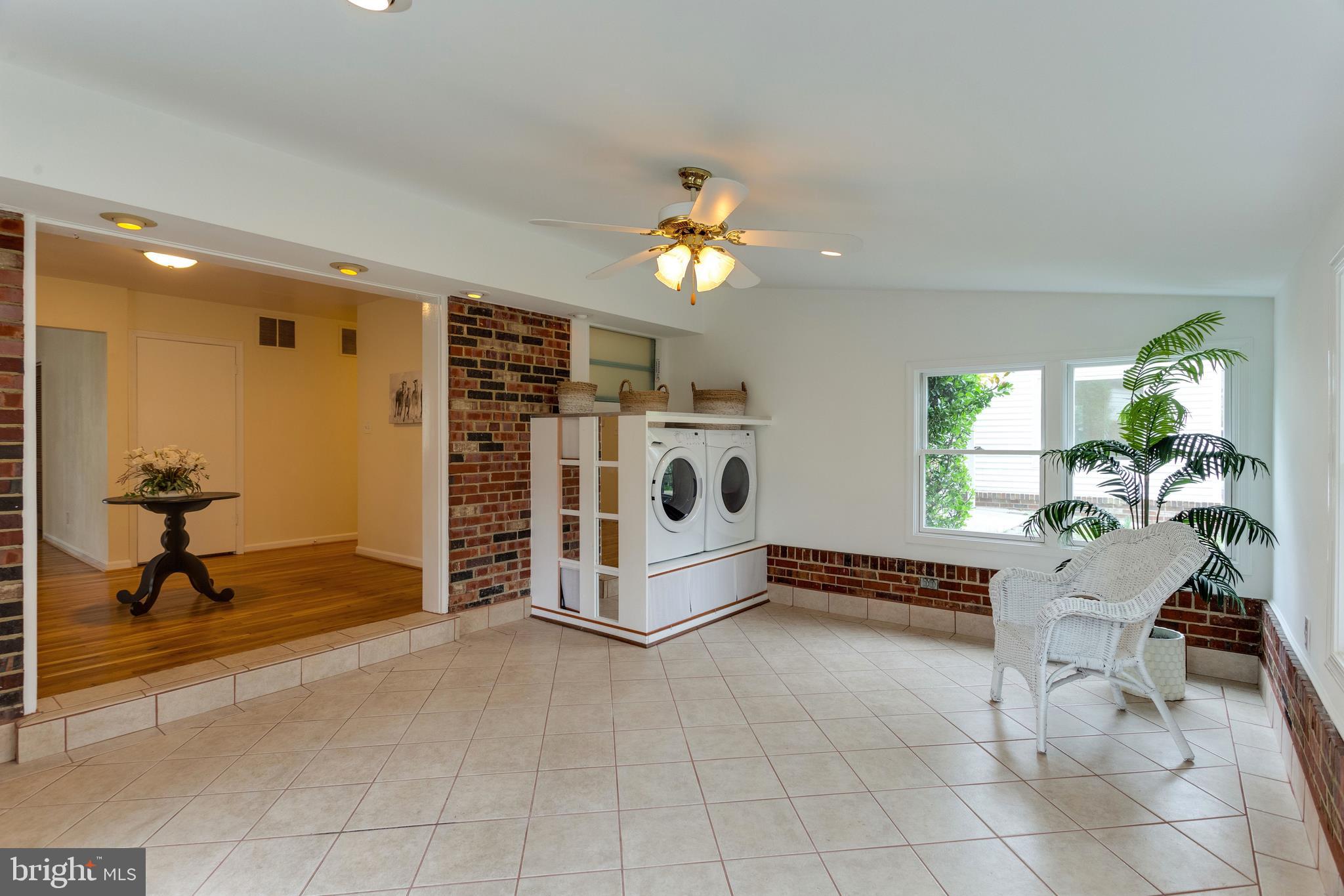 6446 Lignum Street Springfield, VA 22150 - Photo 13 of 47 Gallery Image 13