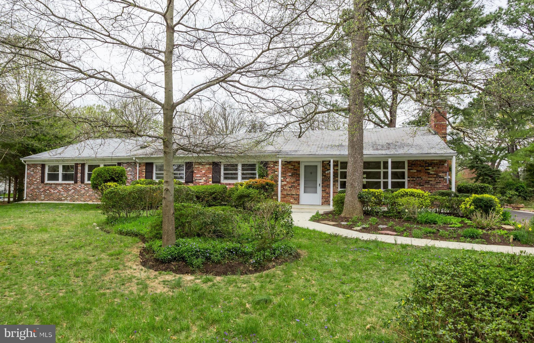 6446 Lignum Street Springfield, VA 22150 - Photo 3 of 47 Gallery Image 3