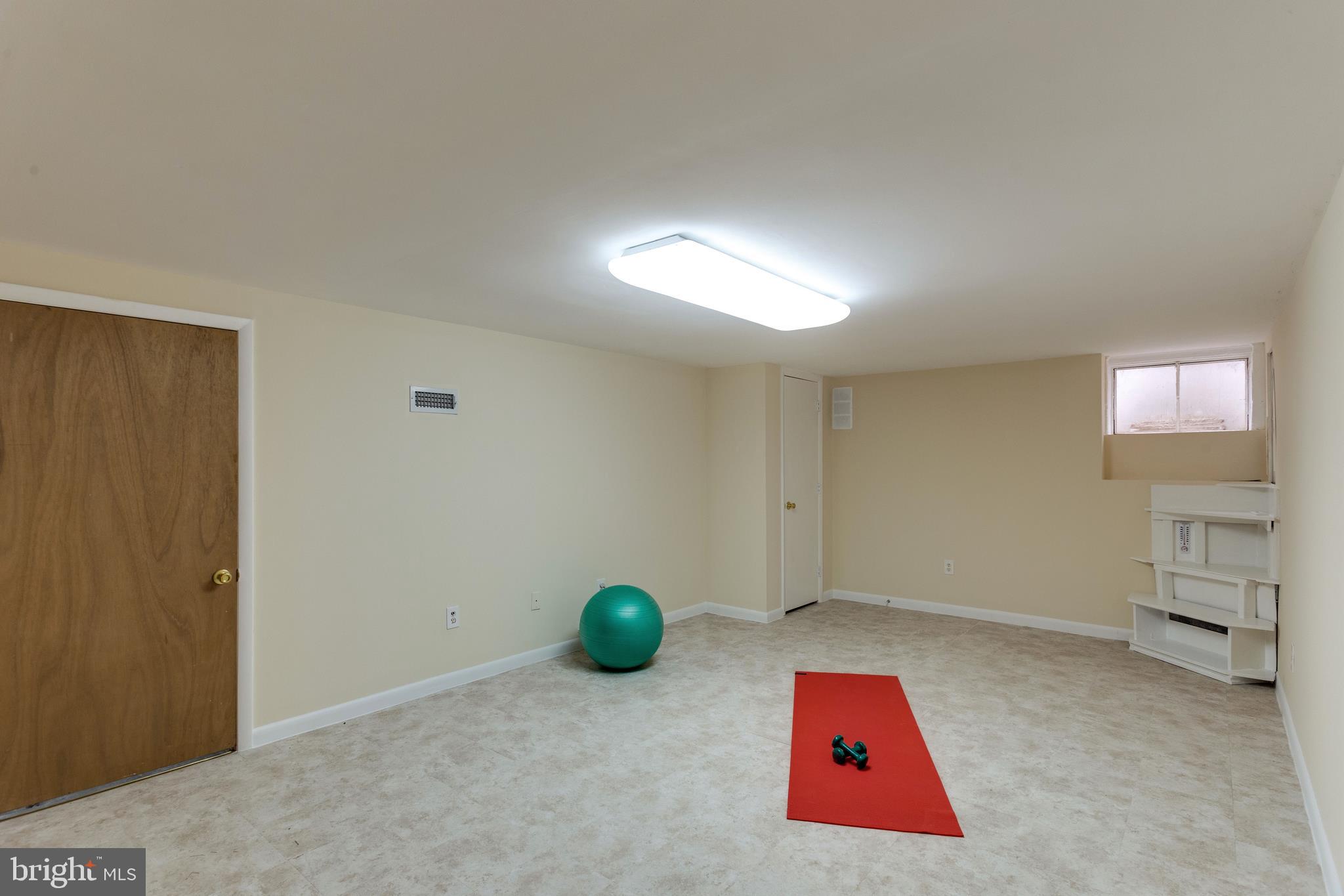 6446 Lignum Street Springfield, VA 22150 - Photo 42 of 47 Gallery Image 42