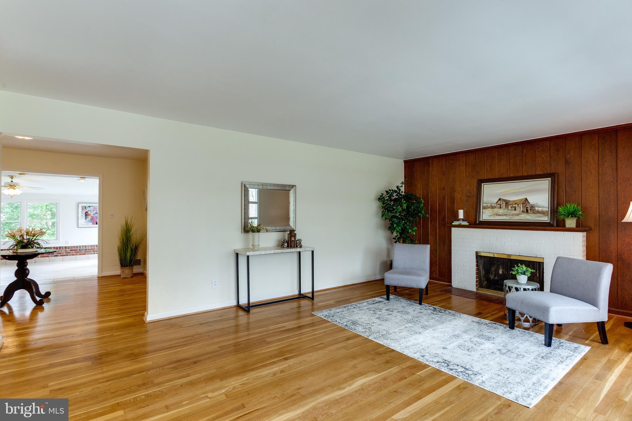 6446 Lignum Street Springfield, VA 22150 - Photo 6 of 47 Gallery Image 6