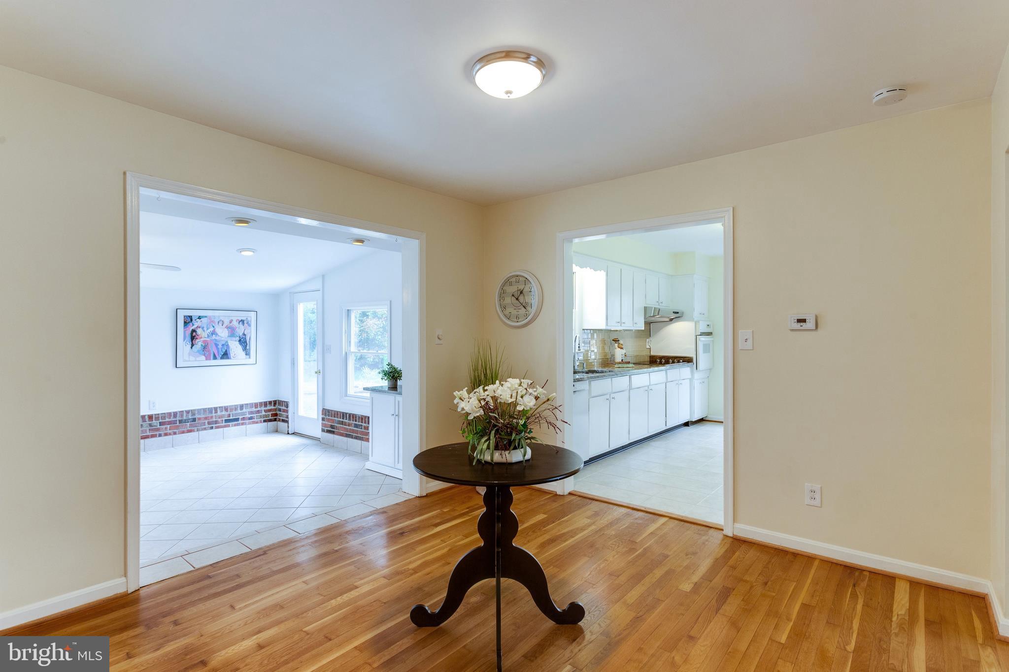 6446 Lignum Street Springfield, VA 22150 - Photo 8 of 47 Gallery Image 8