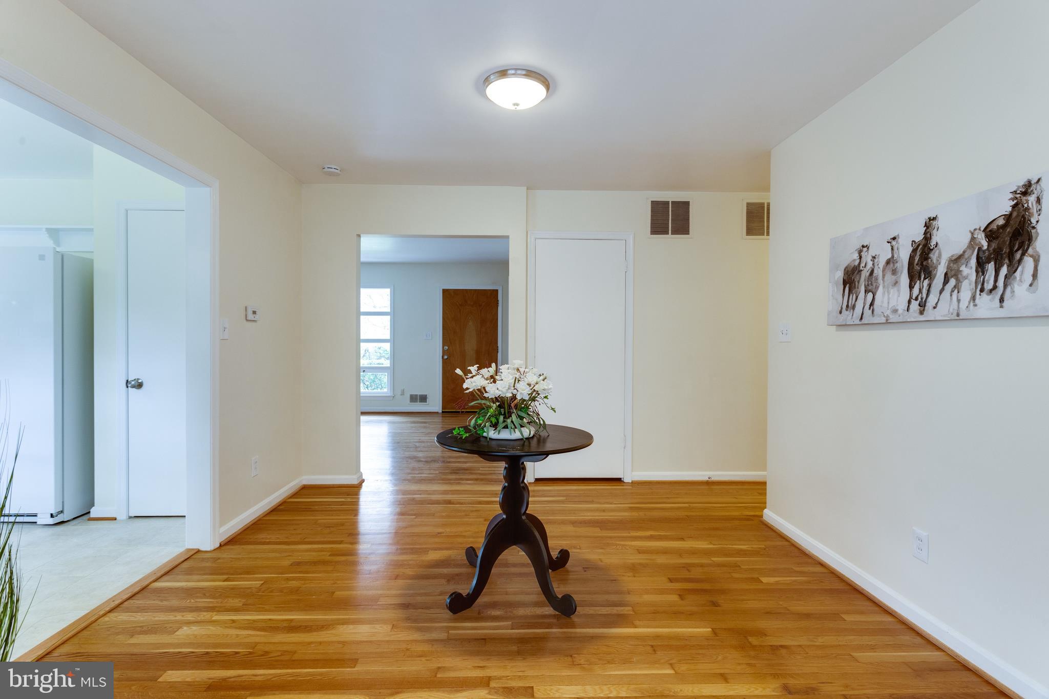 6446 Lignum Street Springfield, VA 22150 - Photo 10 of 47 Gallery Image 10