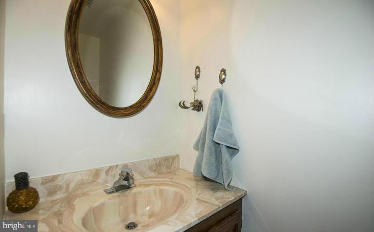 1954 Carrollton Road Finksburg, MD 21048 - Photo 13 of 26 Bath