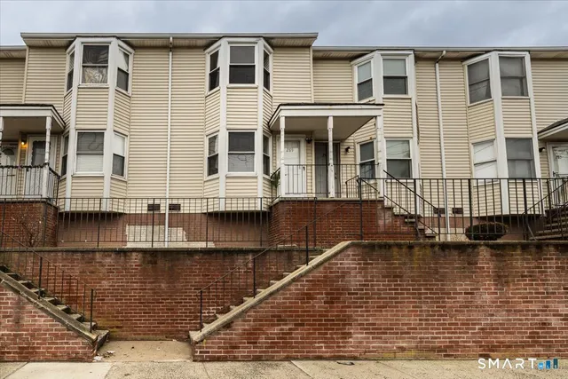 $309,000 | 289 Broad Street, Unit 289, Bridgeport, CT 06604