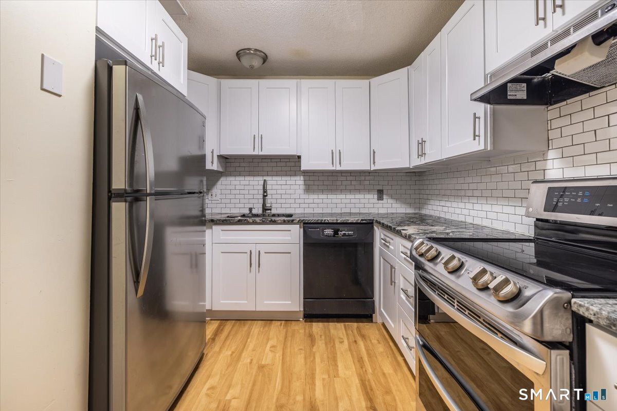 289 Broad Street, Unit 289 Bridgeport, CT 06604 - Photo 11 of 33