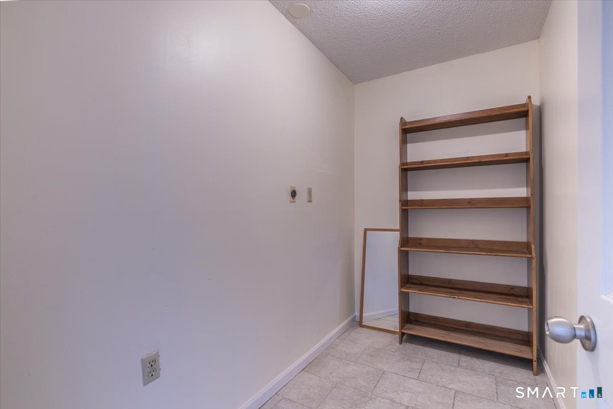 289 Broad Street, Unit 289 Bridgeport, CT 06604 - Photo 16 of 33