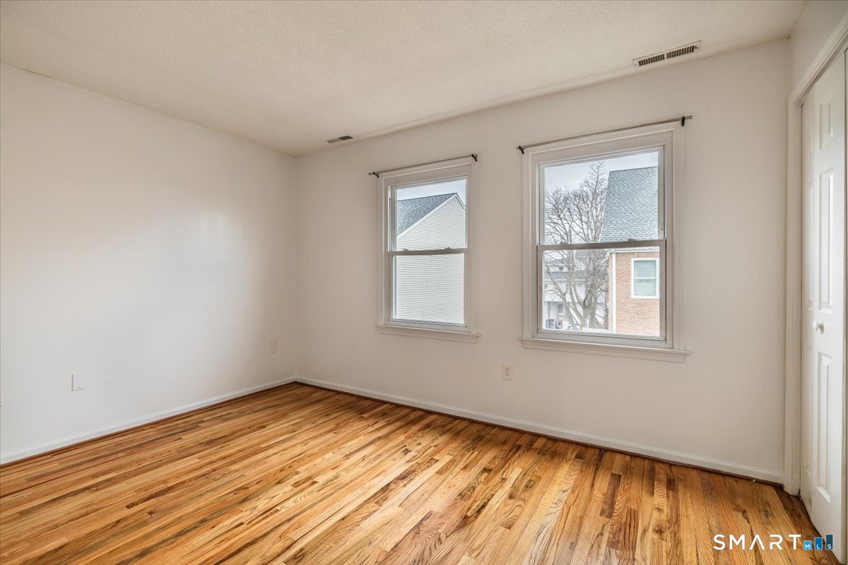 289 Broad Street, Unit 289 Bridgeport, CT 06604 - Photo 17 of 33