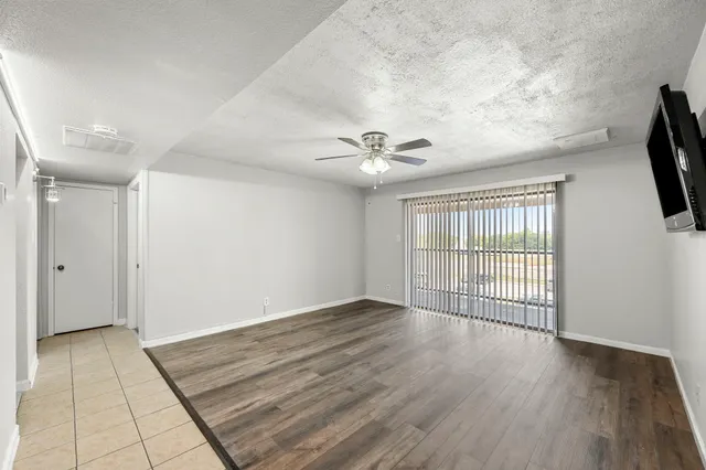 $70,000 | 206 Plaza Verde Drive, Unit D35, Houston, TX 77038