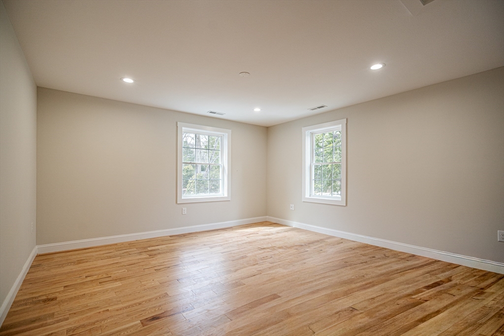 35 Homestead Road Lynnfield, MA 01940 - Photo 32 of 38