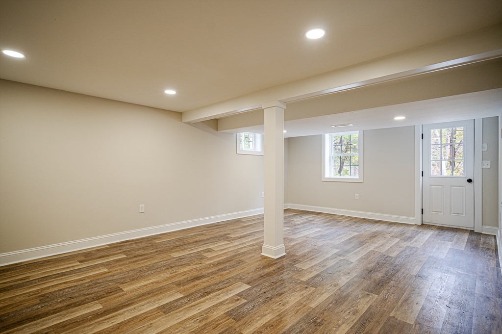 35 Homestead Road Lynnfield, MA 01940 - Photo 33 of 38