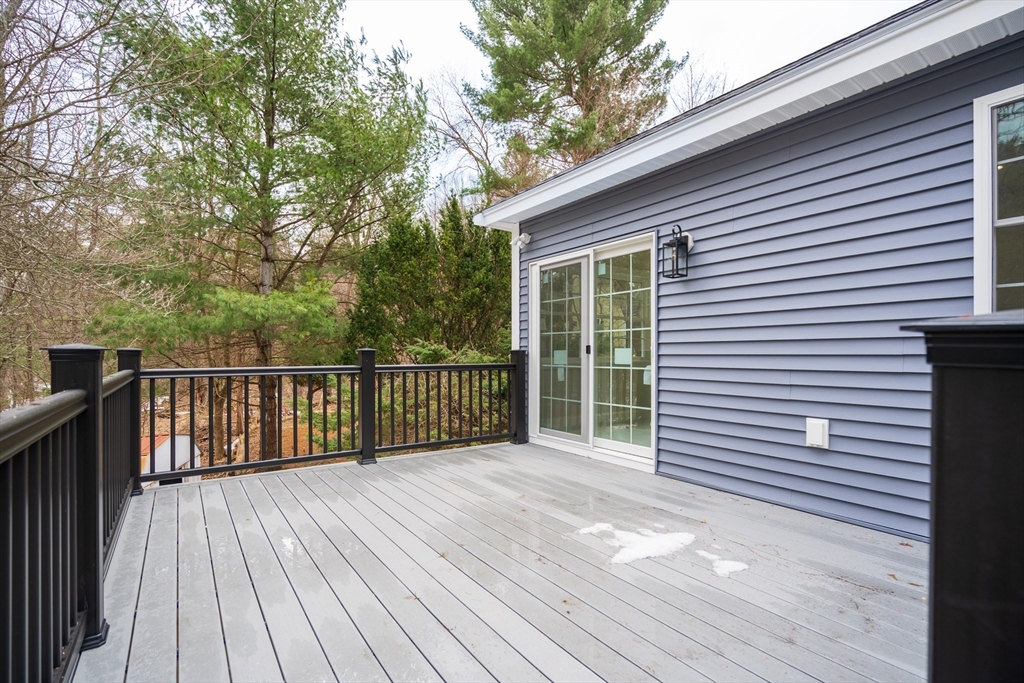 35 Homestead Road Lynnfield, MA 01940 - Photo 34 of 38