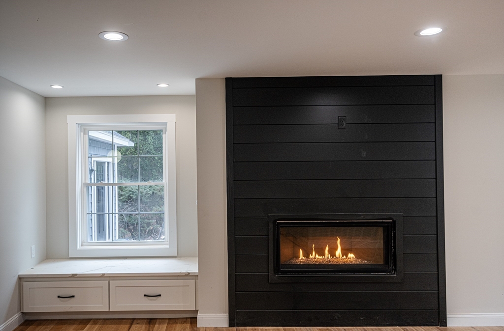 35 Homestead Road Lynnfield, MA 01940 - Photo 7 of 38