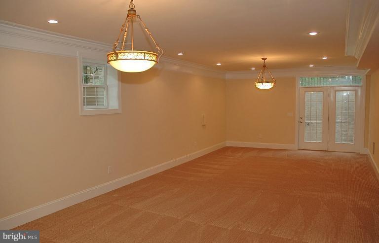6153 Reza Court Springfield, VA 22152 - Photo 20 of 22 Interior (General)