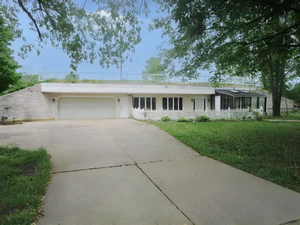 $269,900 | 12600 15 1/2 Mile Road, Marshall, MI 49068