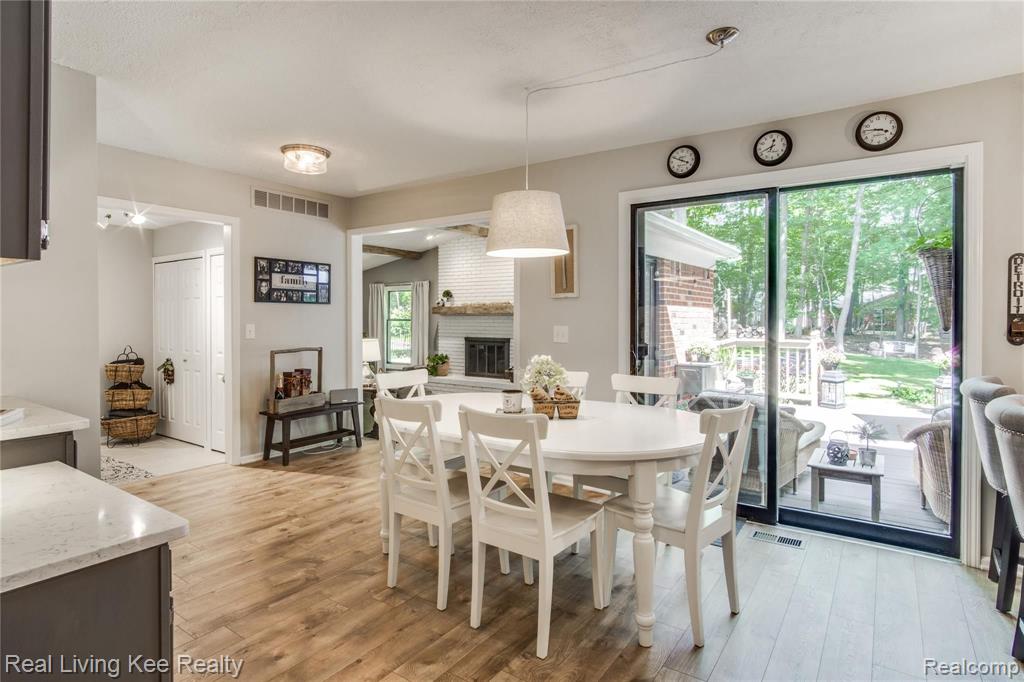 1635 North Kilburn Road Rochester Hills, MI 48306 - Photo 23 of 62