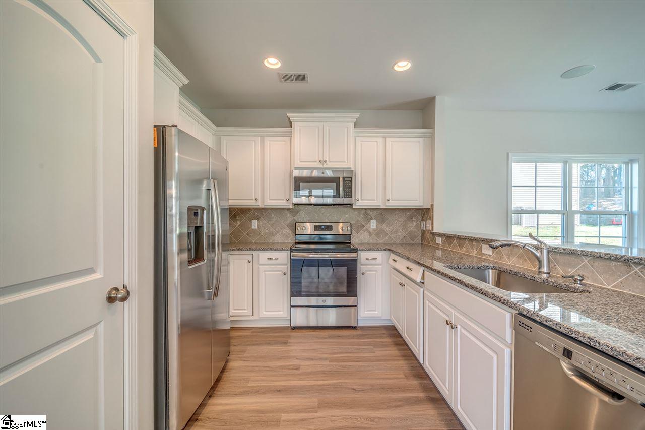 728 Hayden Lane Inman, SC 29349 - Photo 5 of 21