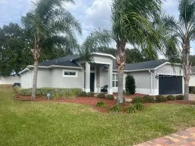 $387,500 | 10393 Silver Maple Avenue, Oxford, FL 34484