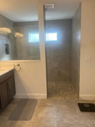 $387,500 | 10393 Silver Maple Avenue, Oxford, FL 34484