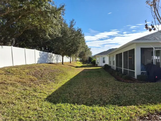 $387,500 | 10393 Silver Maple Avenue, Oxford, FL 34484