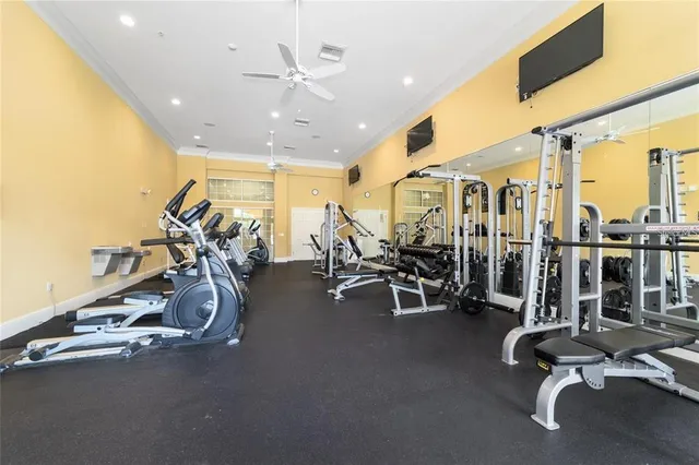 $387,500 | 10393 Silver Maple Avenue, Oxford, FL 34484