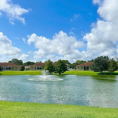 $387,500 | 10393 Silver Maple Avenue, Oxford, FL 34484