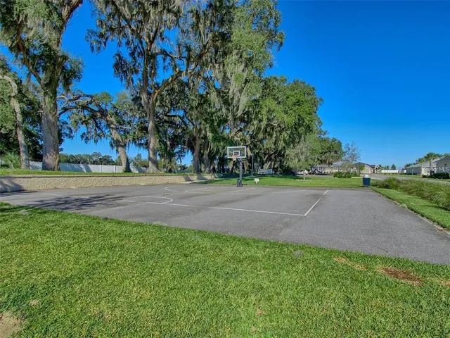 $387,500 | 10393 Silver Maple Avenue, Oxford, FL 34484