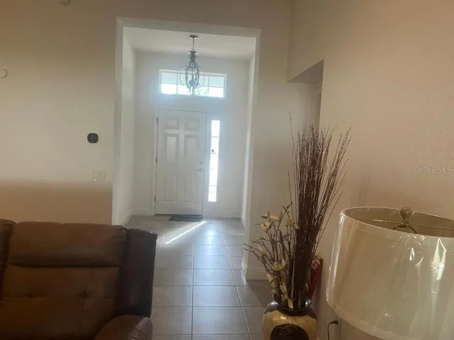 $387,500 | 10393 Silver Maple Avenue, Oxford, FL 34484