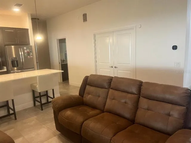 $387,500 | 10393 Silver Maple Avenue, Oxford, FL 34484