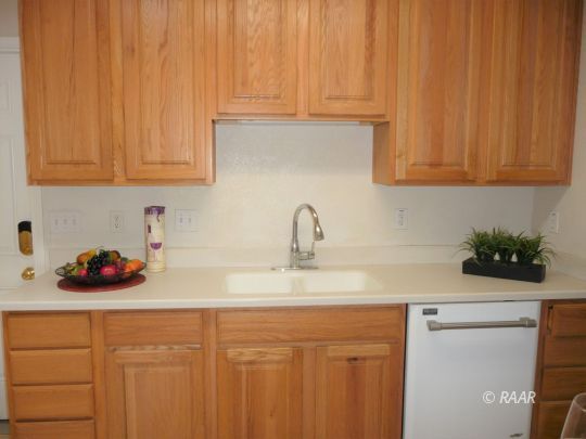 230 Sierra Vista Street Ridgecrest, CA 93555 - Photo 8 of 34 Gallery Image 8