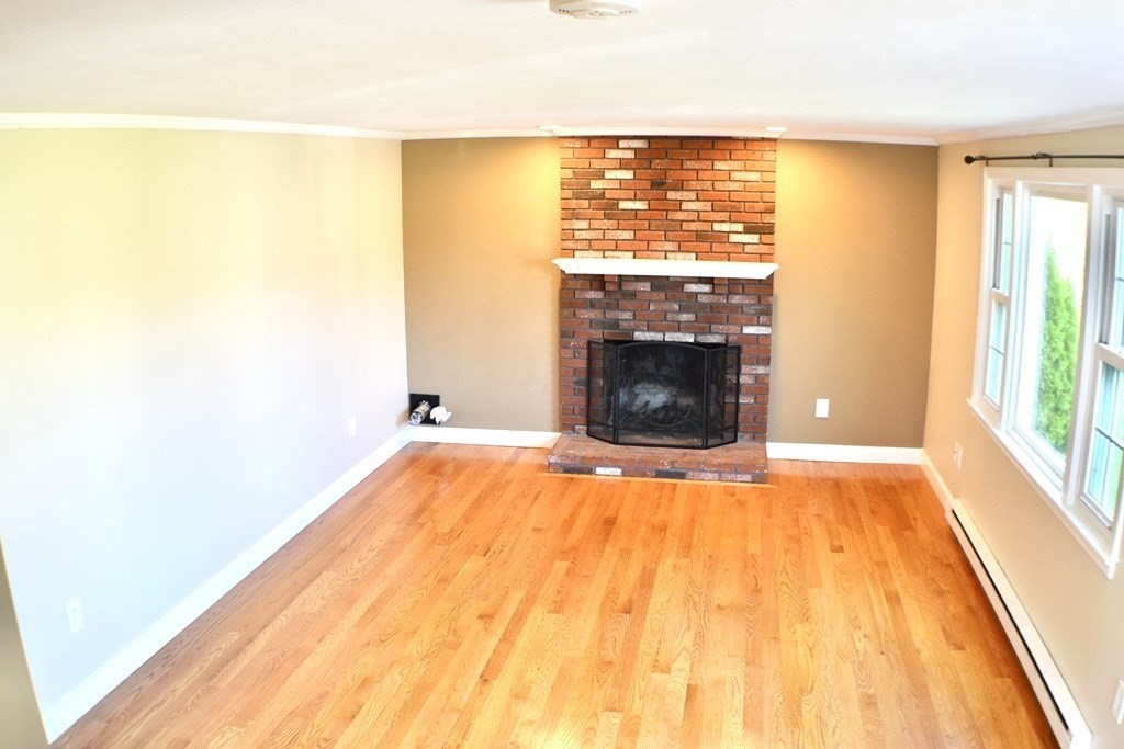 65 Cobb Road, Unit 65 Wrentham, MA 02093 - Photo 12 of 28 Gallery Image 12
