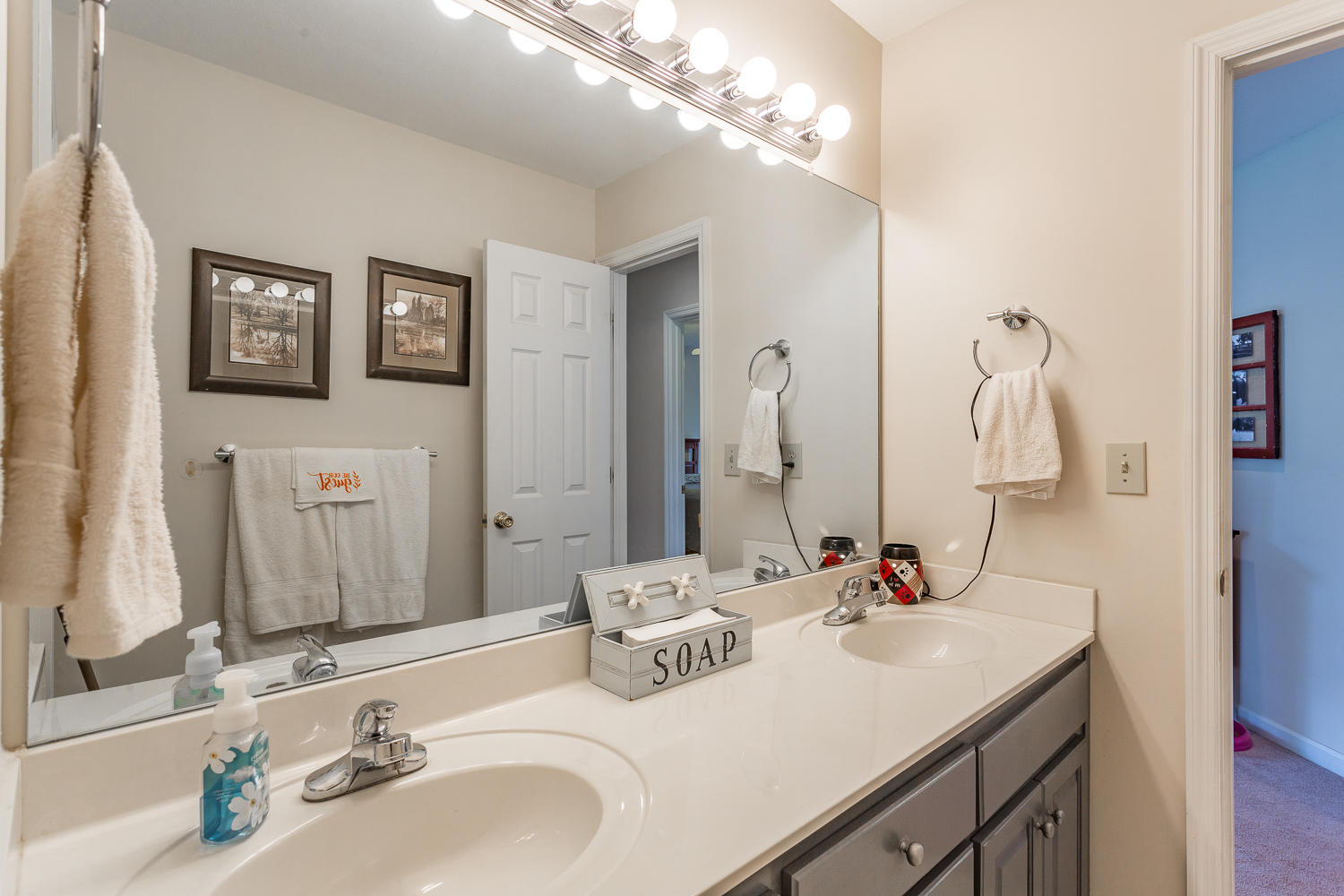 1186 Grand Center Road Chickamauga, GA 30707 - Photo 35 of 54 Guest Bath