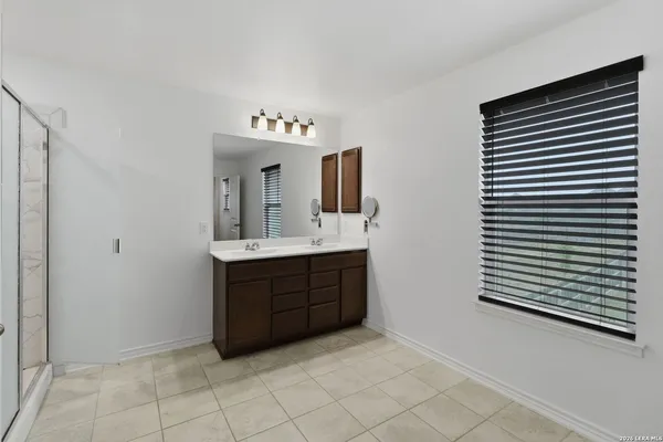 $2,800 | 2311 Themis Way, San Antonio, TX 78245