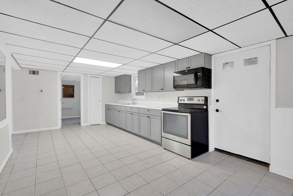 25 Fox Hill Road Ludlow, MA 01056 - Photo 28 of 42