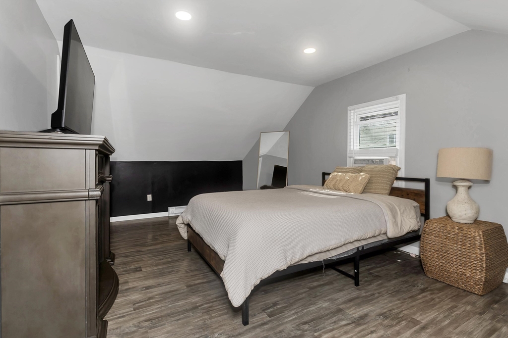 127 Governor Street Springfield, MA 01104 - Photo 27 of 33