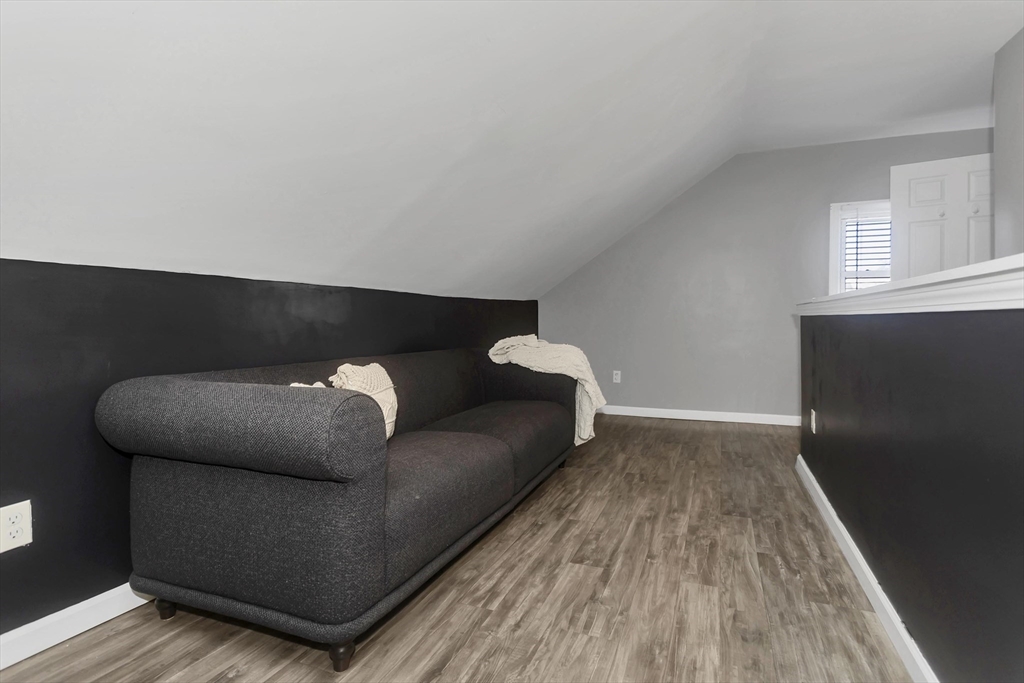 127 Governor Street Springfield, MA 01104 - Photo 30 of 33