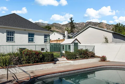 a view of house and outdoor space