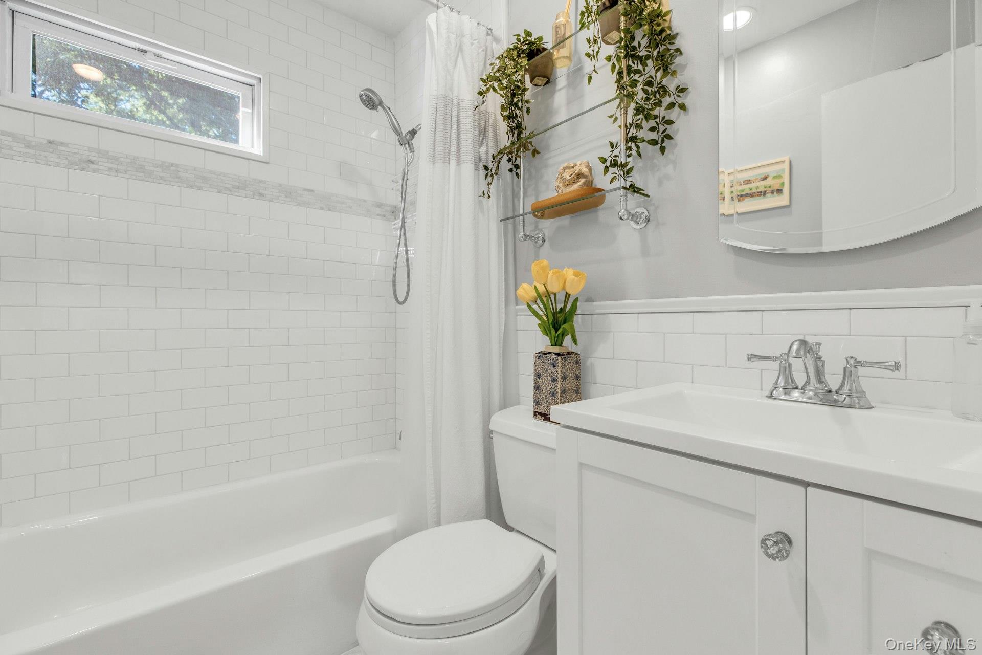 116 West Tiana Road Hampton Bays, NY 11946 - Photo 29 of 50