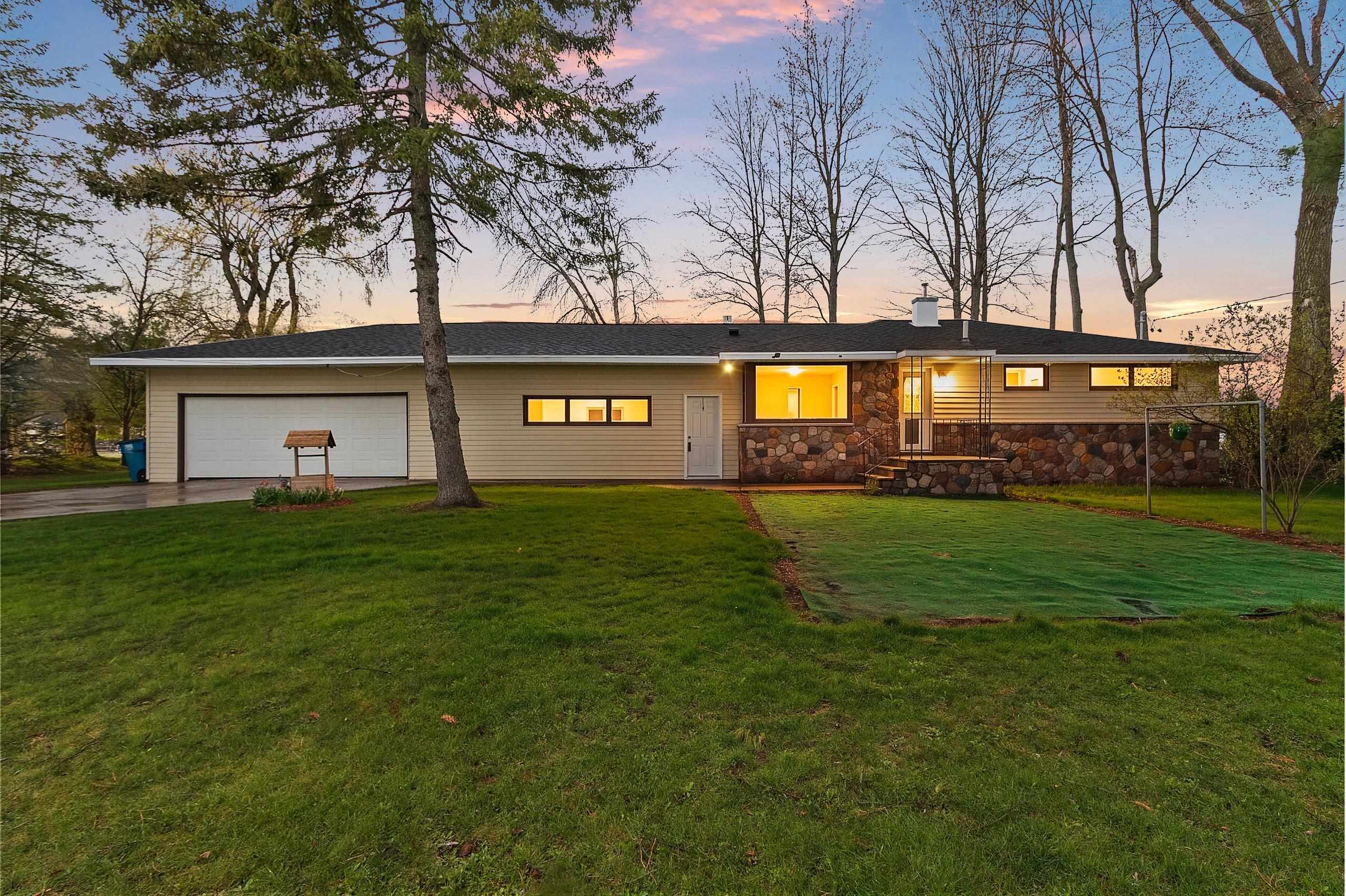 W8314 Rustic Drive Clintonville, WI 54929 - Photo 2 of 49