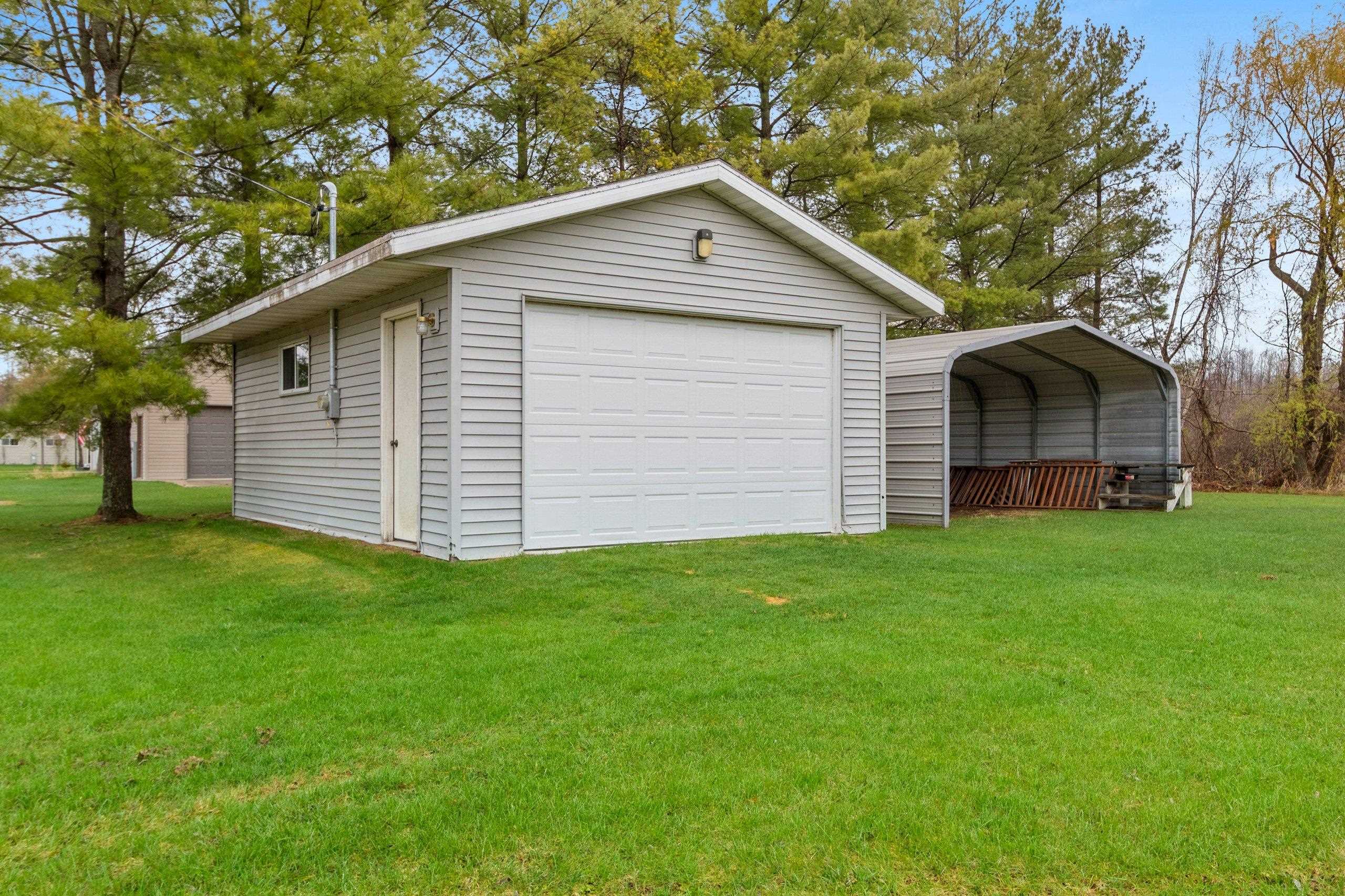 W8314 Rustic Drive Clintonville, WI 54929 - Photo 9 of 49