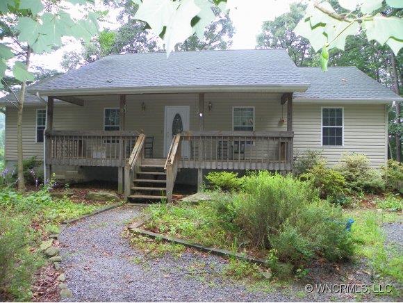 3 Edna Oaks Road Hendersonville, NC 28792 - Photo 1 of 12
