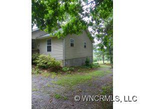3 Edna Oaks Road Hendersonville, NC 28792 - Photo 2 of 12