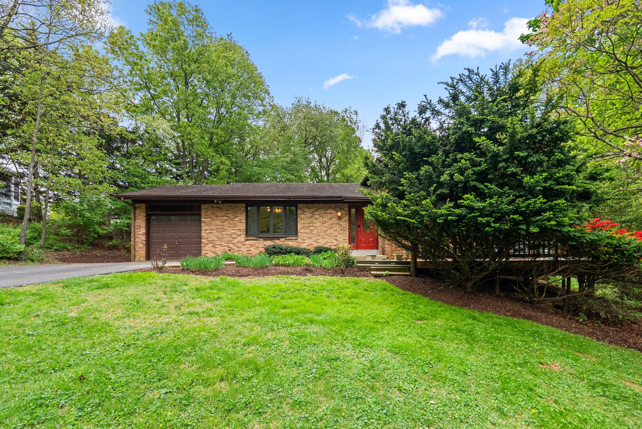 12410 Piedmont Road Clarksburg, MD 20871 - Photo 4 of 64 Mature Trees for privacy.