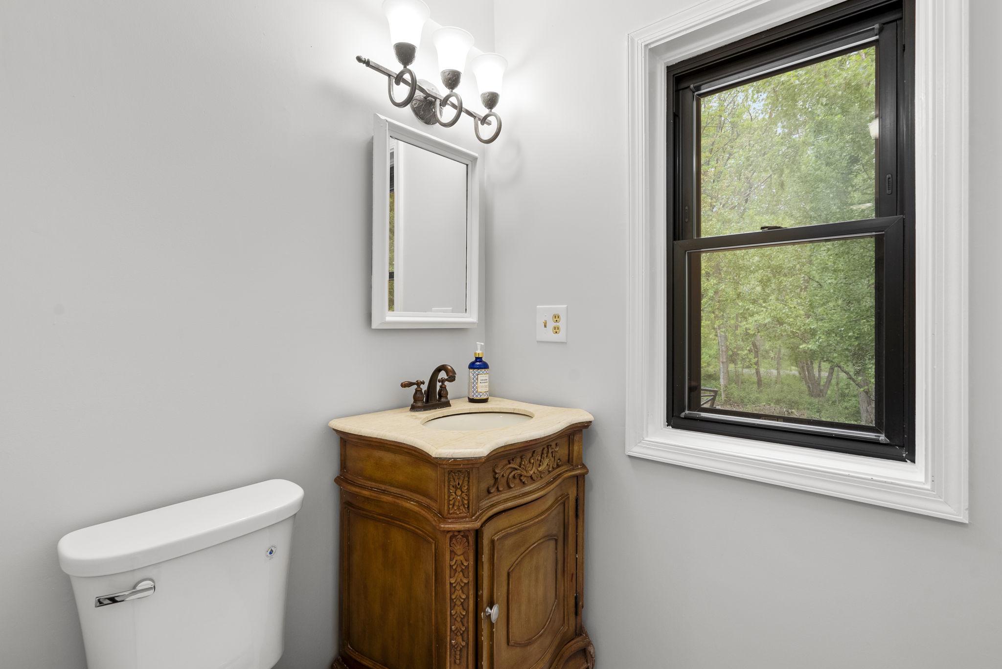 12410 Piedmont Road Clarksburg, MD 20871 - Photo 45 of 64 Downstairs bathroom.