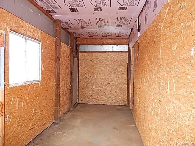 8690 Buell Road Millington, MI 48746 - Photo 20 of 29 262-162149 - Garage (5).JPG
