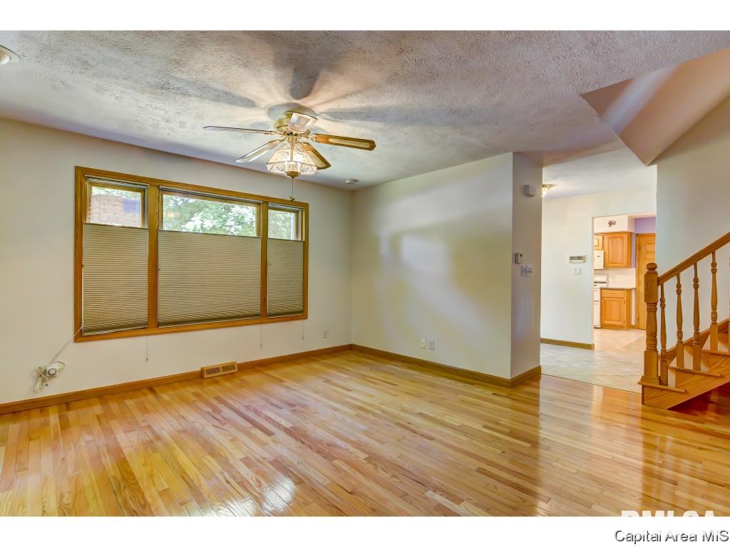 4104 Pickfair Road Springfield, IL 62703 - Photo 6 of 36