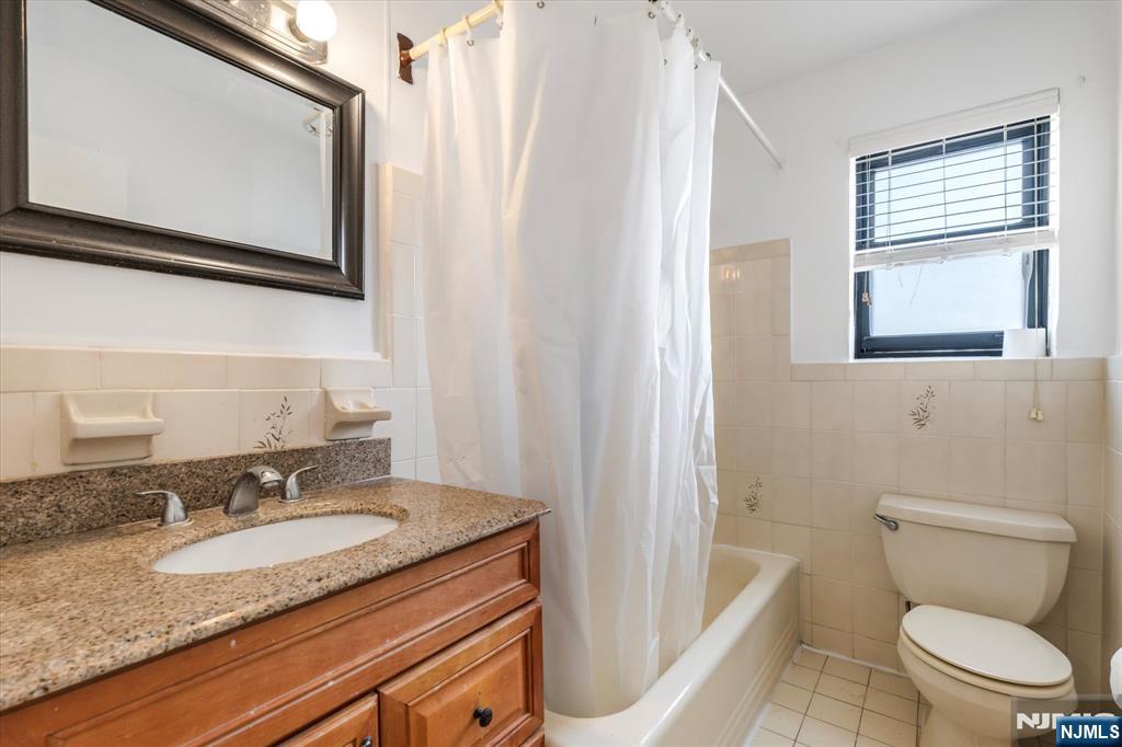 130 Orient Way, Unit 4H Rutherford, NJ 07070 - Photo 15 of 22