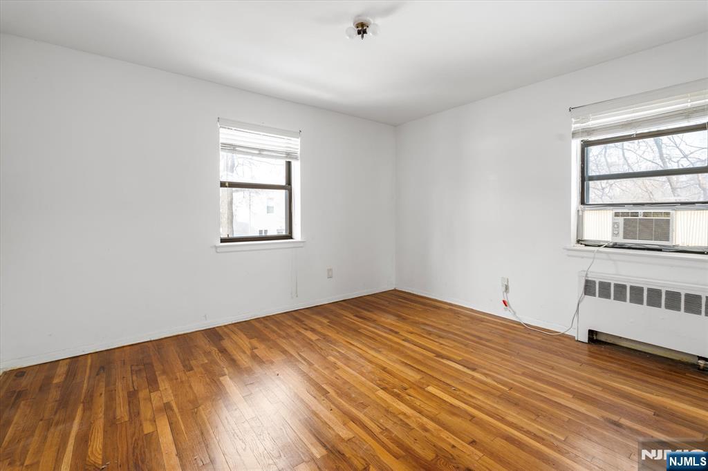 130 Orient Way, Unit 4H Rutherford, NJ 07070 - Photo 16 of 22