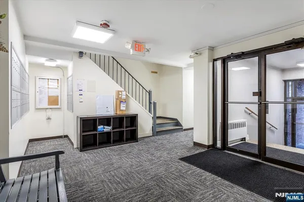 $285,000 | 130 Orient Way, Unit 4H, Rutherford, NJ 07070